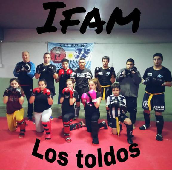 Arranco el kickboxing en el club