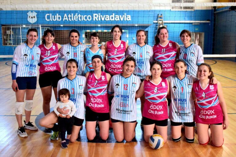 Las chicas de vóley ganaron torneo en Junín